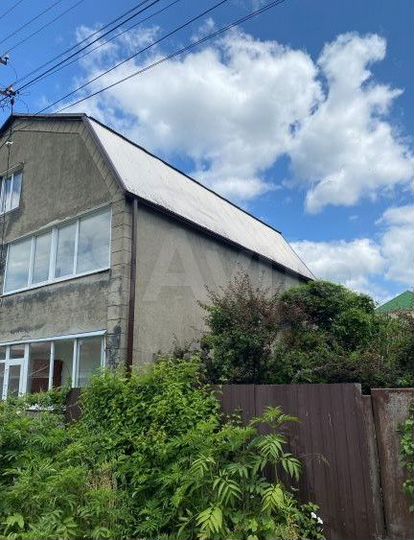 Дом 248,5 м² на участке 8,1 сот.