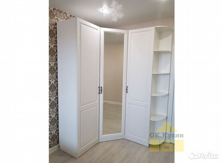 Шкаф в прихожую