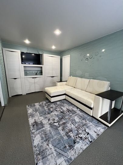 2-к. квартира, 43 м², 1/5 эт.