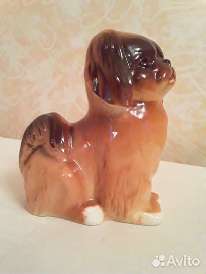 Фарфоровая статуэтка 