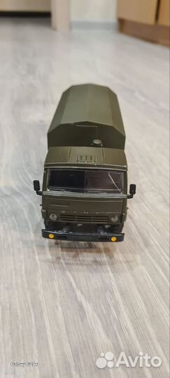 Модельки машин СССР Камаз 4310 с тентом