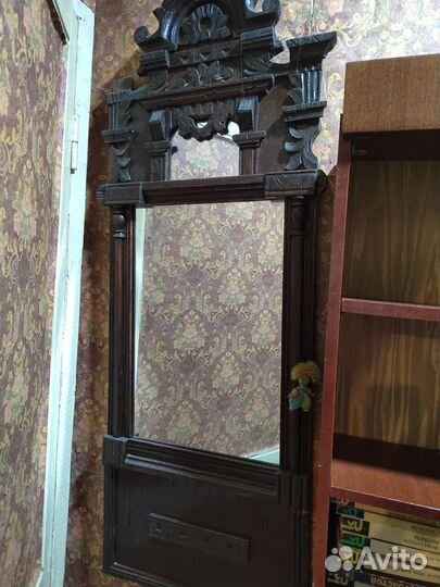 Антикварное зеркало
