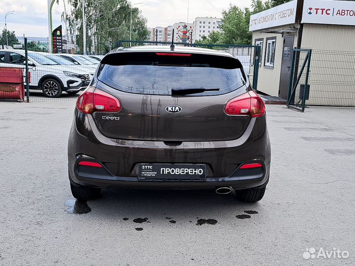 Kia Ceed 1.6 AT, 2014, 142 927 км