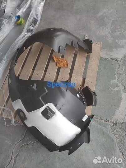 Автозапчасти на Zeekr 001 007 009