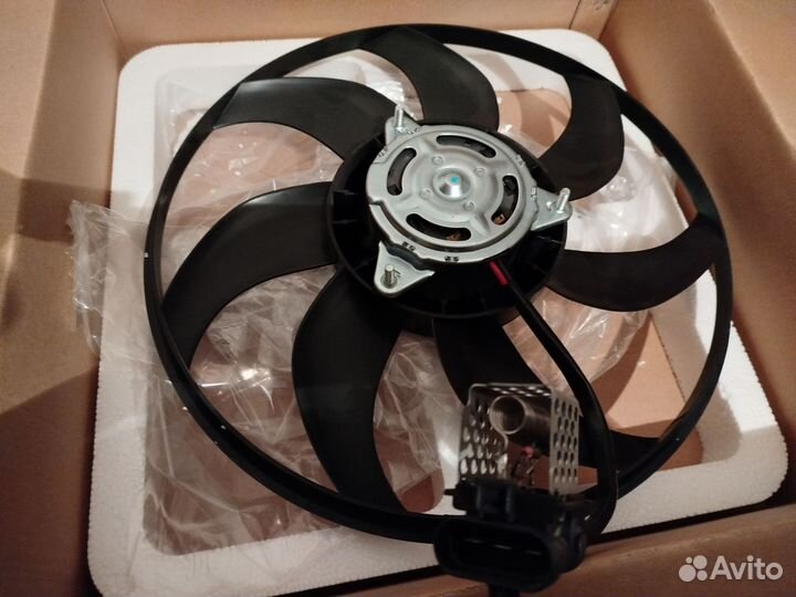 Вентилятор охлаждения радиатора opel astra H, cors