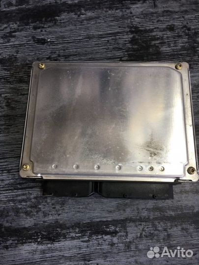 Блок управления пневматической подвеской audi A8