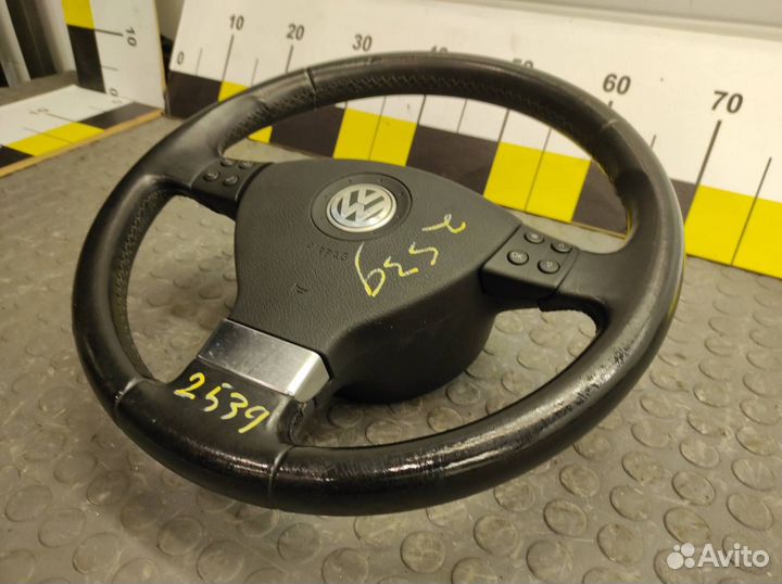 Руль Volkswagen Tiguan 5N cawb 2.0 TSI 2009