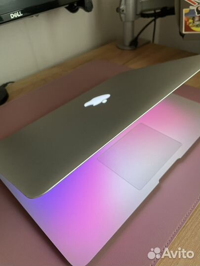 Macbook air 13 early 2015