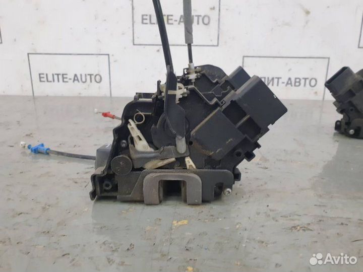 Замок двери Ford Mondeo 4 2.3 2008