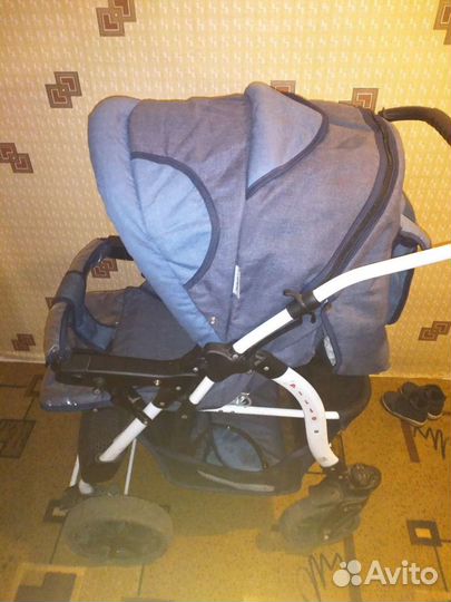 Коляска продам 4000