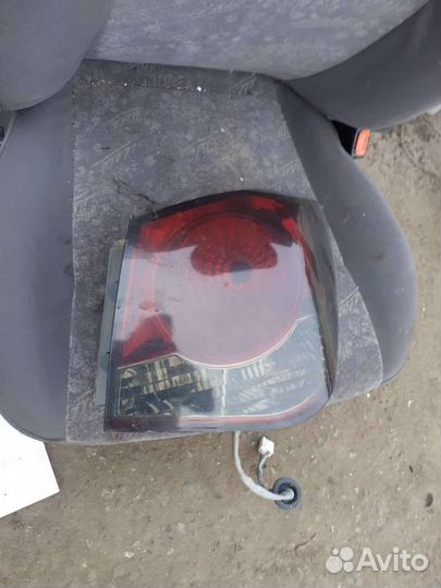 Фонарь задний правый Chevrolet Cruze J300 седан