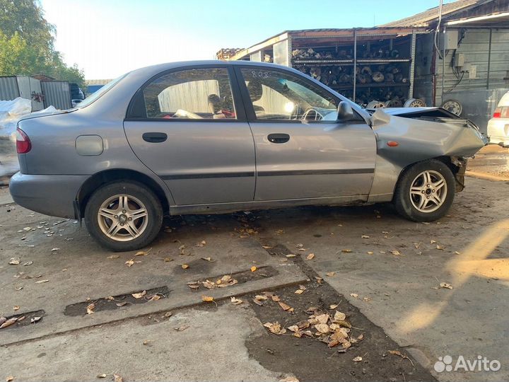 В разборе ZAZ Chance