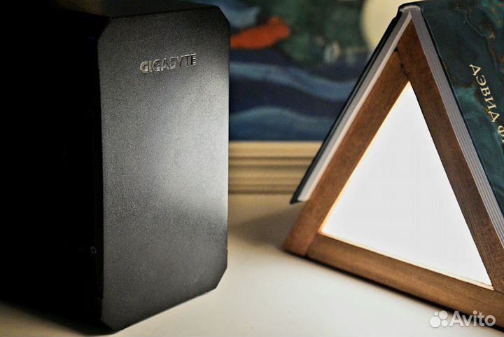 Внешняя видеокарта Rx580 gigabyte