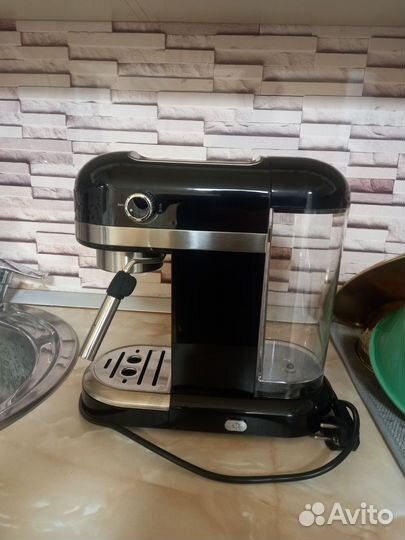 Кофеварка рожковая kitfort