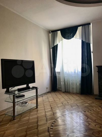 4-к. квартира, 133,7 м², 4/7 эт.