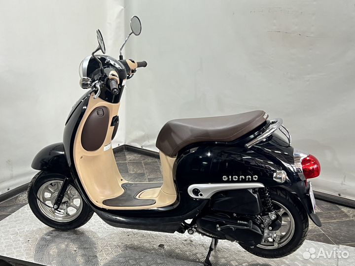 Скутер Honda Giorno