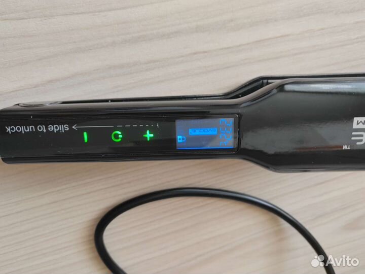 Утюжок выпрямитель титановый Evoque для кератина