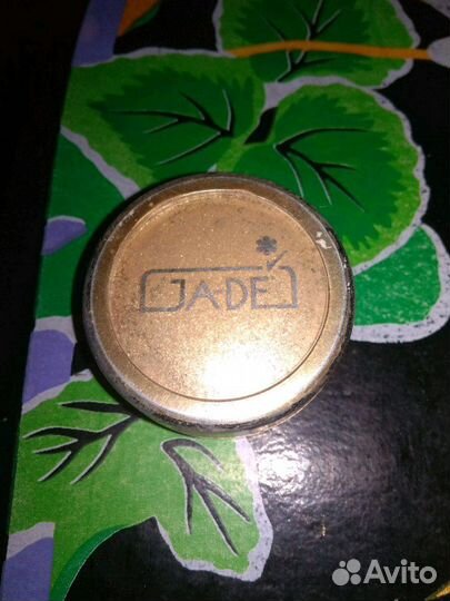 Тени для век