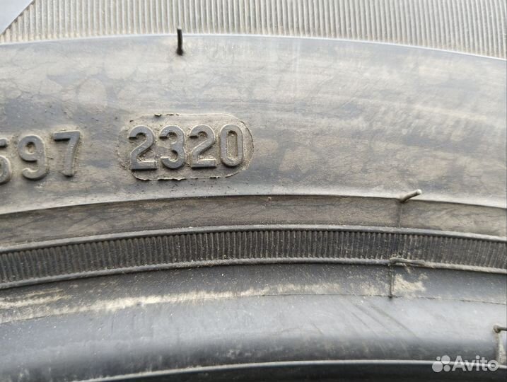 Pirelli Ice Zero 235/55 R18 104T