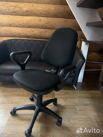 Компьютерное кресло