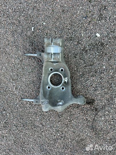 BMW M3/M4 G80/G82 AWD Кулак поворотный 31218095649