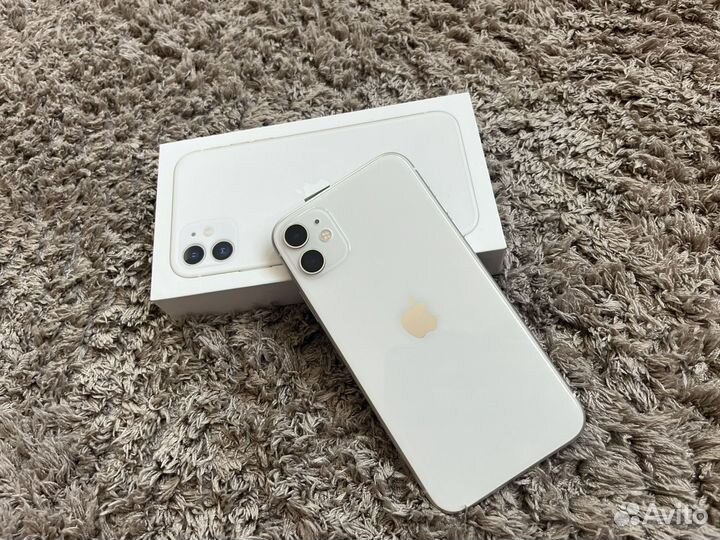 iPhone 11, 64 ГБ