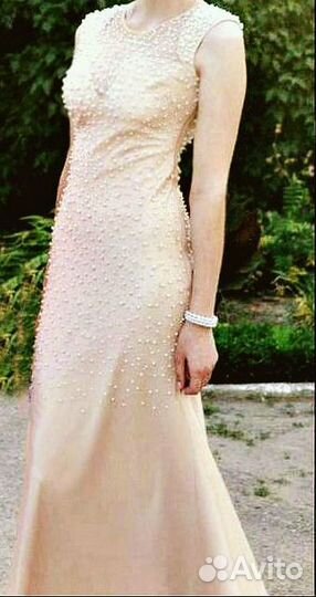 Вечернее платье