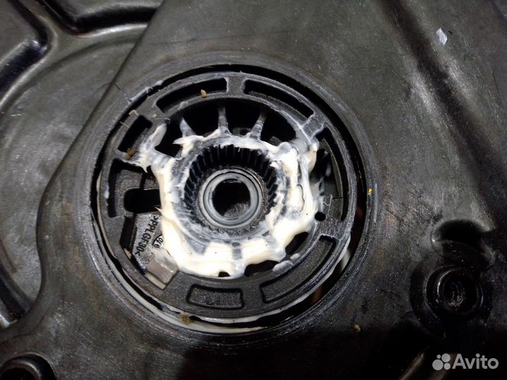 Стеклоподъемник электрический передний правый