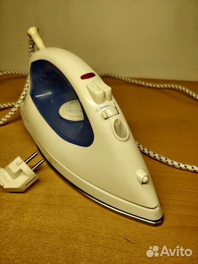 Утюг Elenberg 1200W