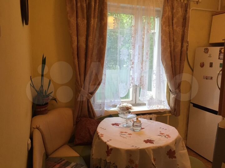 2-к. квартира, 43 м², 1/5 эт.