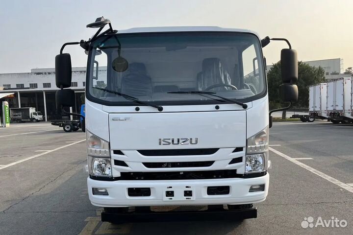 Isuzu Elf, 2024