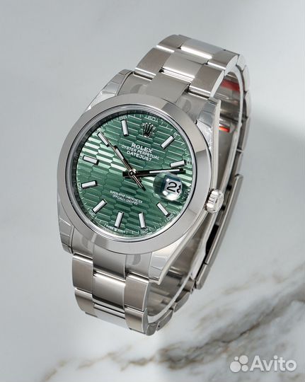 Rolex Oyster Perpetual Datejust 41mm Green Fluted