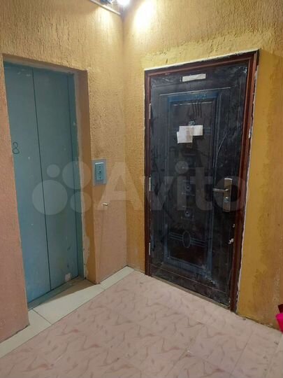 2-к. квартира, 68 м², 8/10 эт.