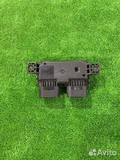 Блок управления топливным насосом Mercedes-Benz A