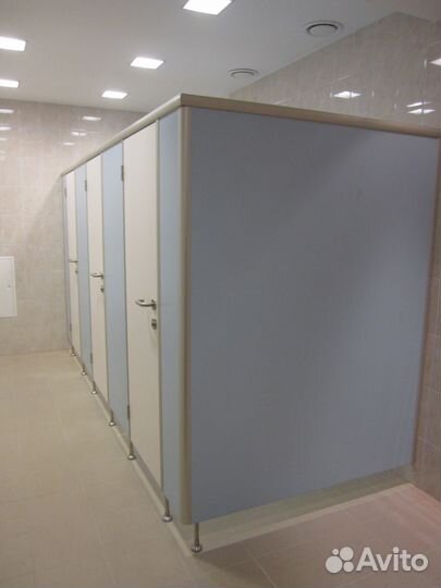 Сантехнические перегородки. Туалетные кабины