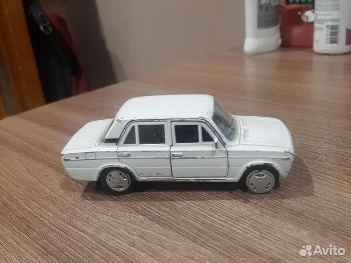 Коллекционная машинка