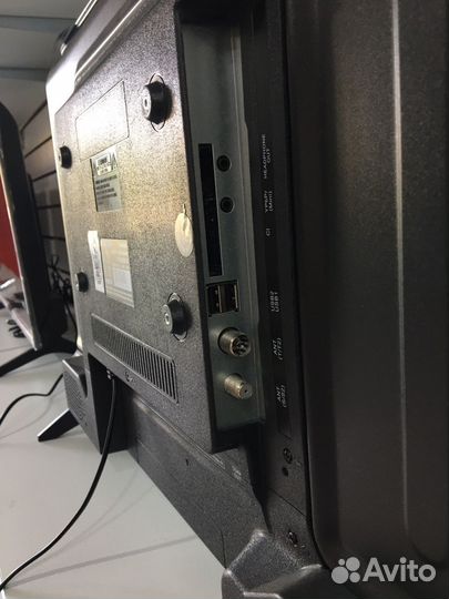 Телевизор Hartens 32 SMART