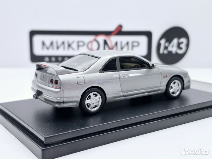 Модель Hi-Story 1/43 Nissan Skyline R33, Серебро