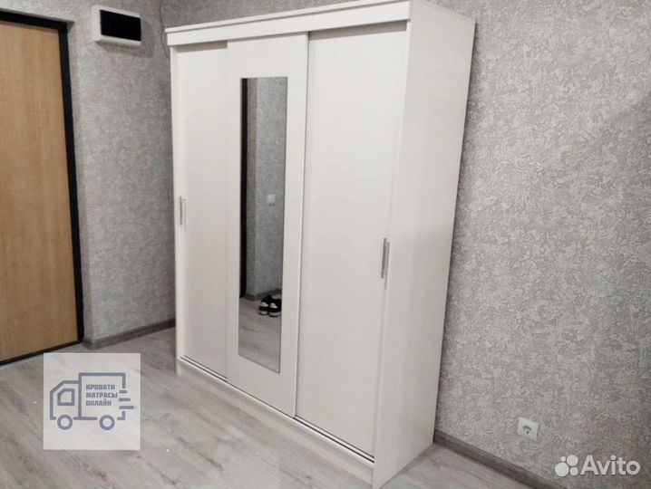 Шкаф новый