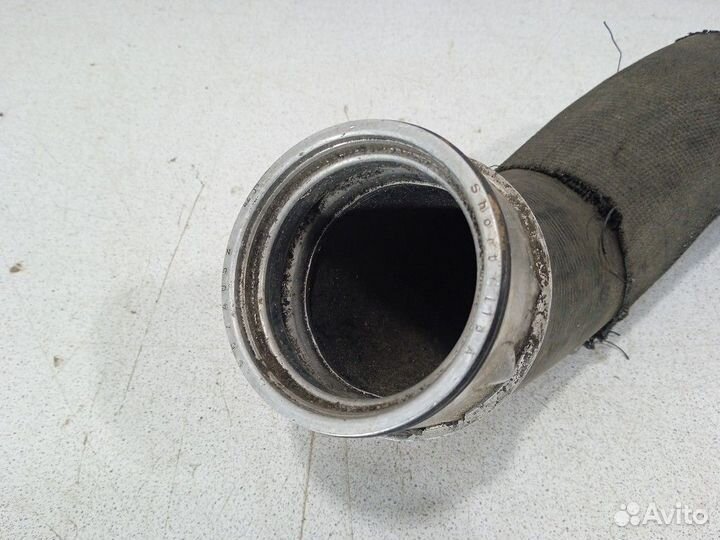 Патрубок интеркулера