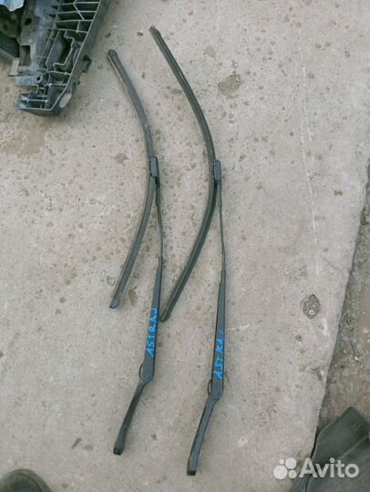 Поводок дворника Opel Astra J рестайлинг 2014