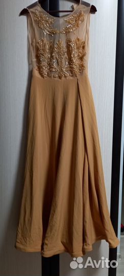 Вечернее платье в пол