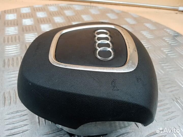 Подушка безопасности в рулевое колесо Audi Q7