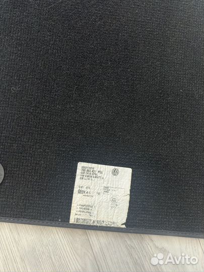 Оригинальные коврики Volkswagen Touareg