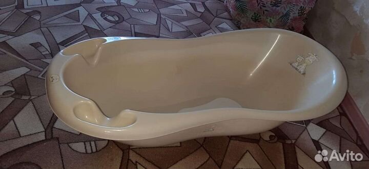 Ванночка для купания и попрыгун