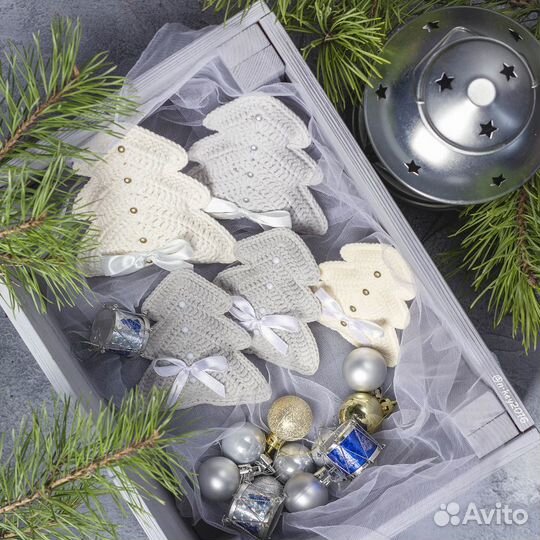 Ёлочки вязаные новогодний декор сувенир 2022