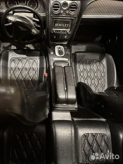 Машина Bentley Continetal GT на радиоуправ. 1:12