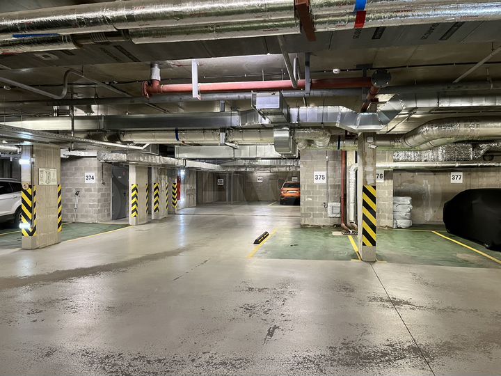 Машиноместо