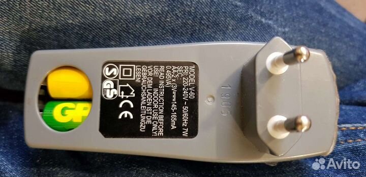 Зарядка для пальчиковых аккумов