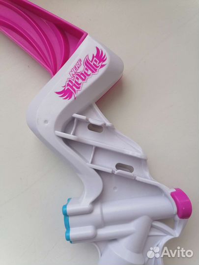 Nerf rebelle 1 лук и 2 бластера